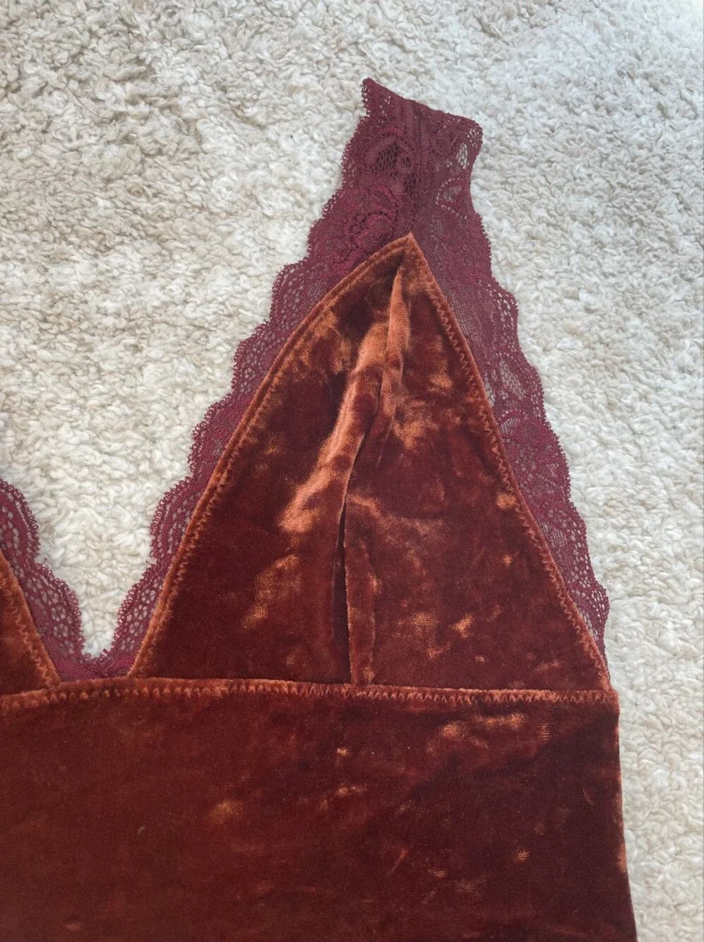 Free People Crushed Velvet V-Neck Bodycon Dress - Burgundy Size S